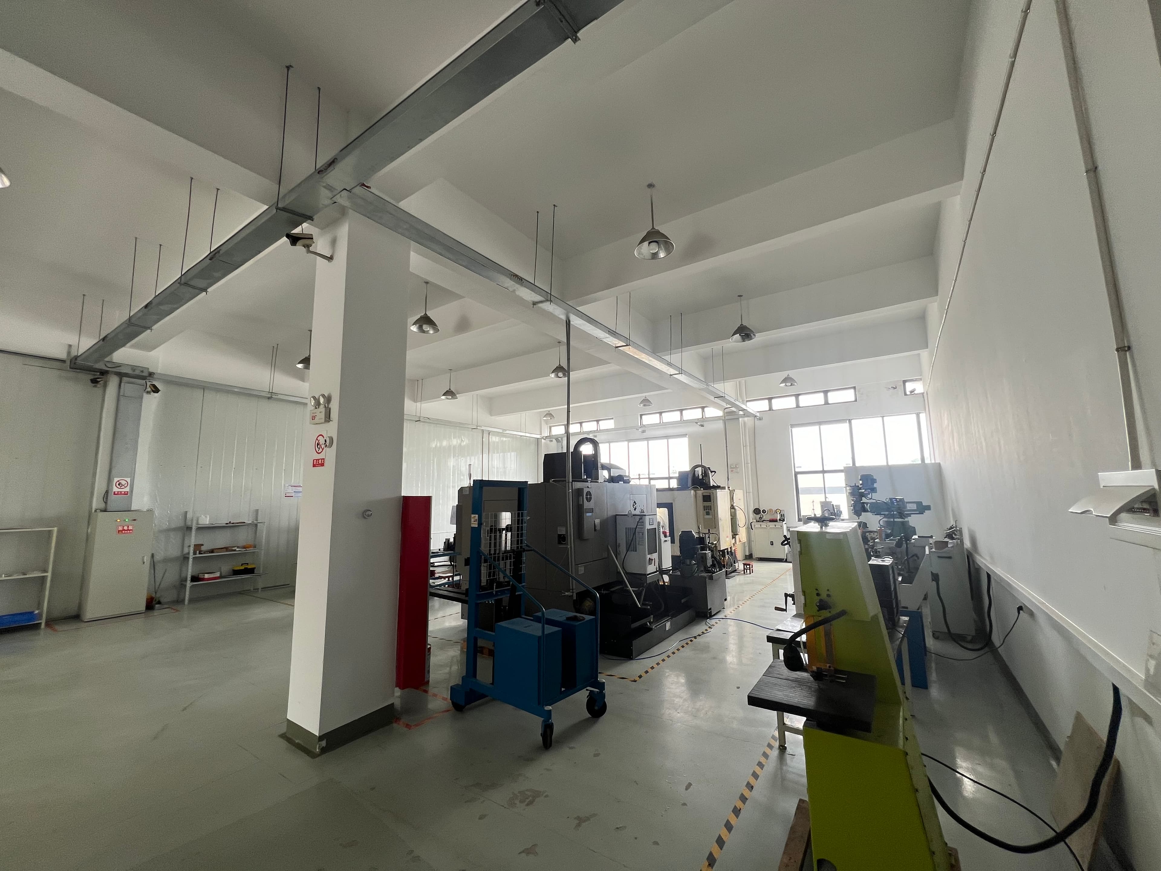 Lameiux molding machine